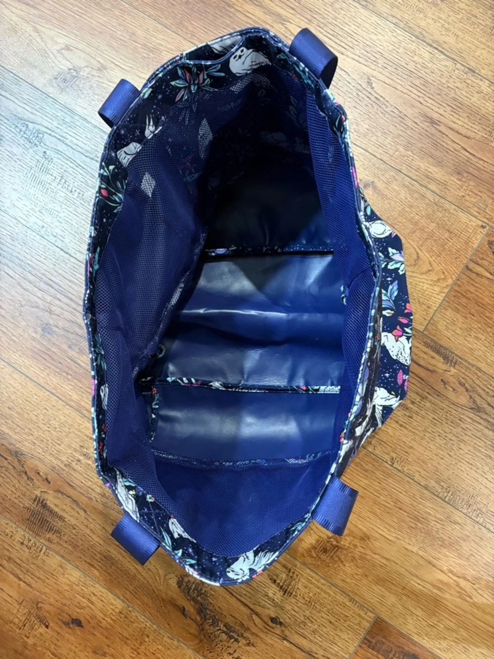 Vera Bradley Navy Owl Print Harry Potter Tote - Forbidden Forest - Picture 15 of 15